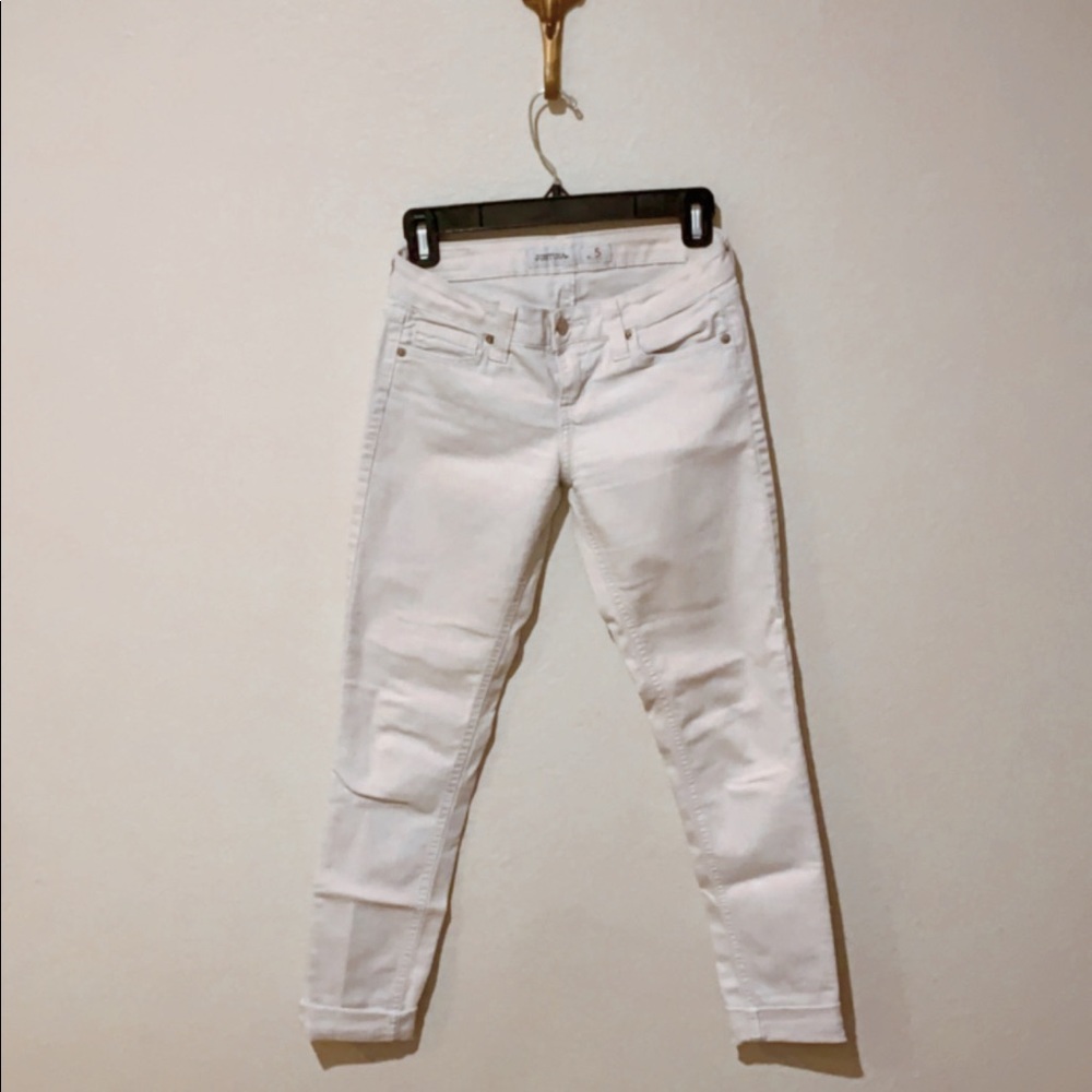 Just USA Skinny White Jeans (Size 5)